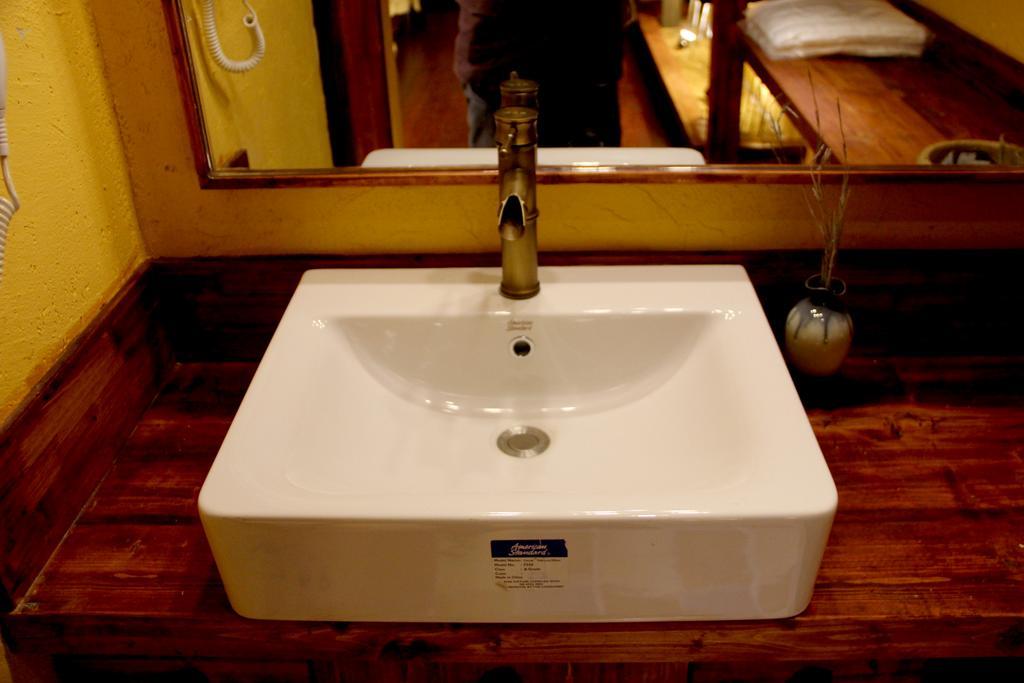 Jiumi Snow Mountain Original Art Hotel シャングリラ県 エクステリア 写真