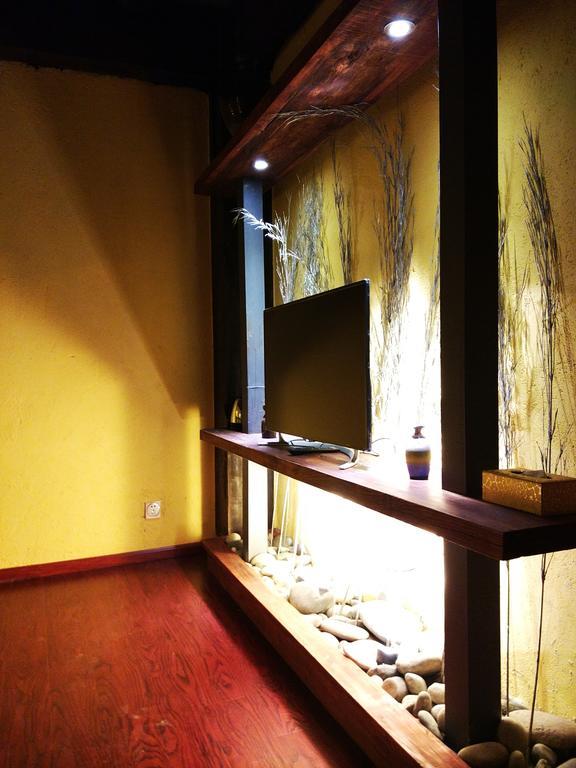 Jiumi Snow Mountain Original Art Hotel シャングリラ県 エクステリア 写真